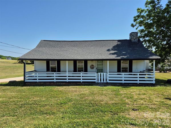 4438 Reepsville Road , Vale, NC 28168