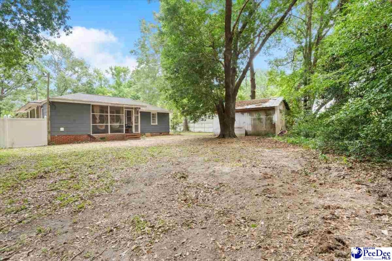461 N Railroad Ave Photo 24