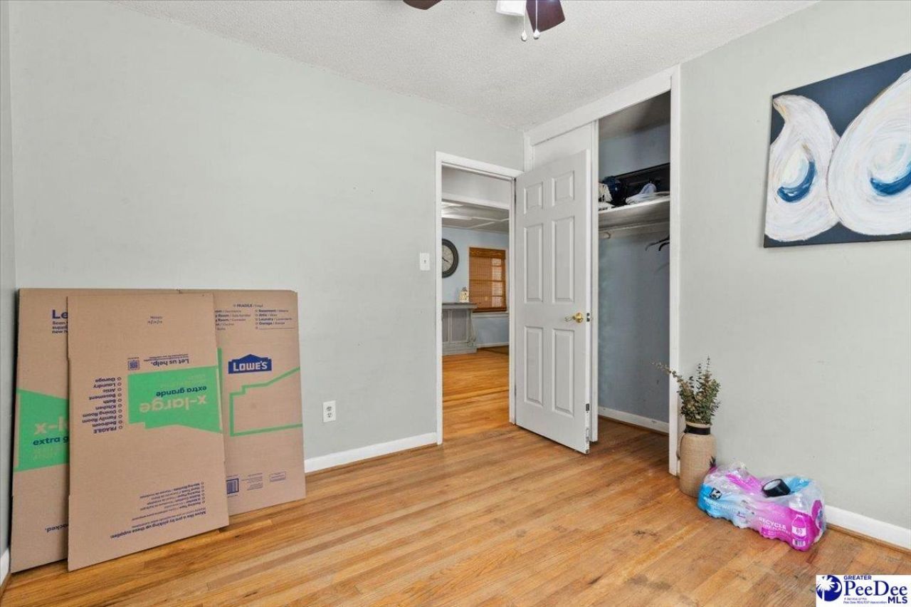 461 N Railroad Ave Photo 26
