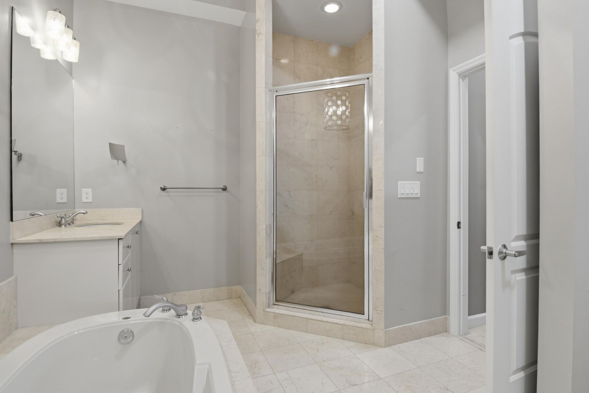 801 S Olive Avenue, Unit 206, West Palm Beach, FL 33401 Photo
