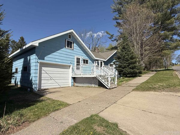 73 Allen Street, Iron River, MI 49935