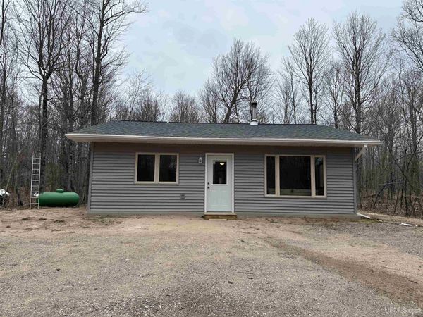 127 Olsen Road, Sands Twp, MI 49841