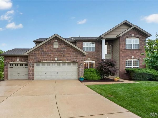 47 Quail Hollow Court, O'Fallon, MO 63368