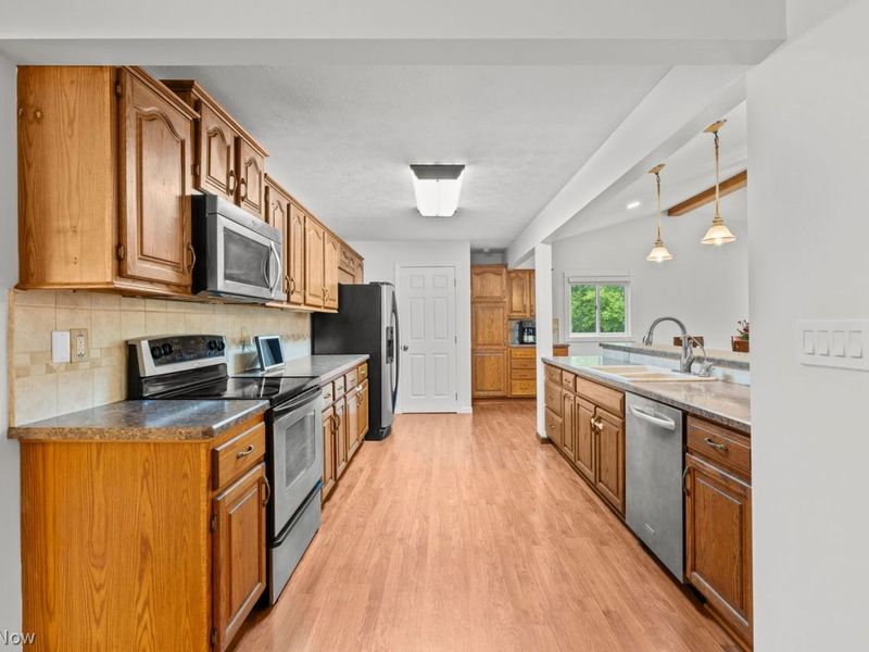 9353 Chamberlin Road , Twinsburg, OH 44087 Photo 13