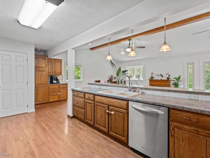 9353 Chamberlin Road , Twinsburg, OH 44087 Photo 15