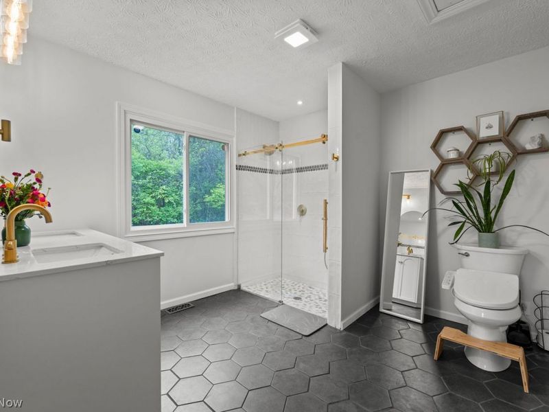 9353 Chamberlin Road , Twinsburg, OH 44087 Photo 23