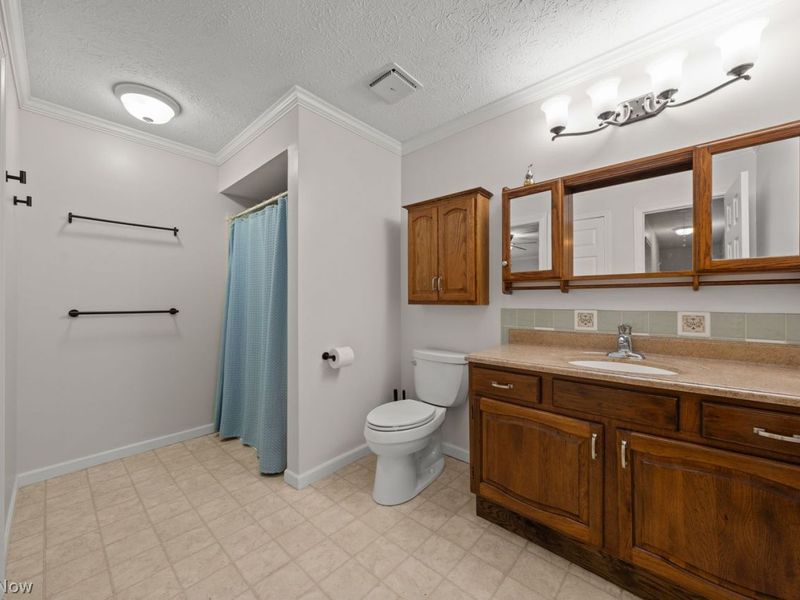 9353 Chamberlin Road , Twinsburg, OH 44087 Photo 29