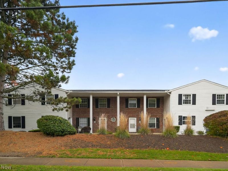 1473 Munroe Falls Avenue , Cuyahoga Falls, OH 44221 Photo 5