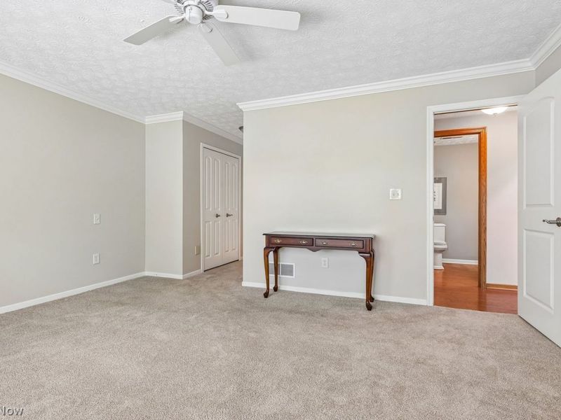3567 Sparrow Pond Circle , Bath, OH 44333 Photo 13