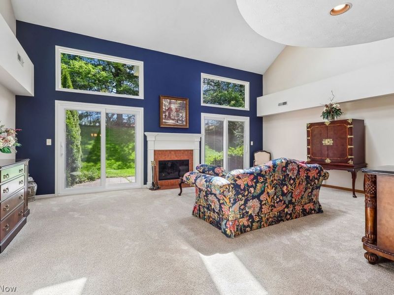 3567 Sparrow Pond Circle , Bath, OH 44333 Photo 5