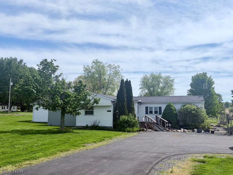 5122 Orangeville Kinsman Road , Burghill, OH 44404 Photo 24