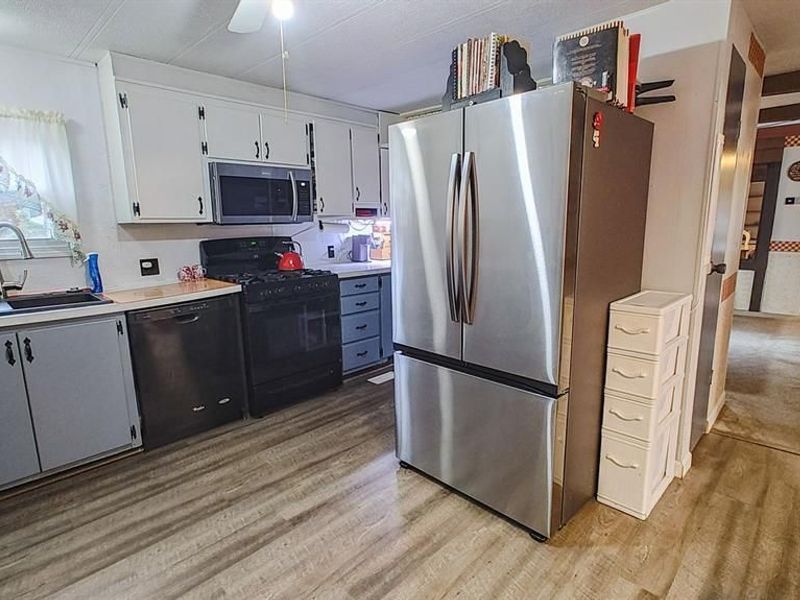 5122 Orangeville Kinsman Road , Burghill, OH 44404 Photo 6