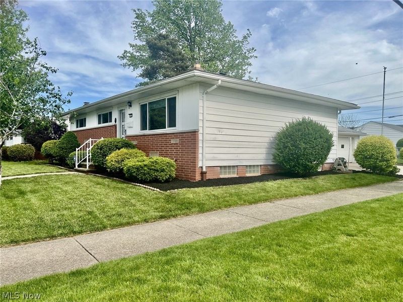36 E Dartmoor Avenue , Seven Hills, OH 44131 Photo 34