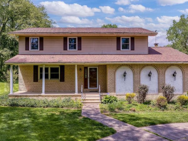 2407 Inas Drive , Copley, OH 44321