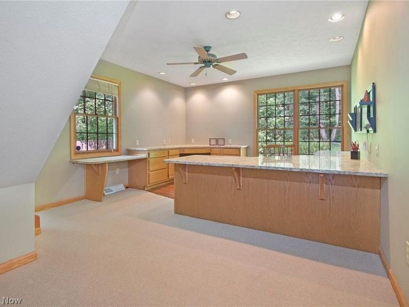 8282 Valley Drive , Chagrin Falls, OH 44023 Photo 11
