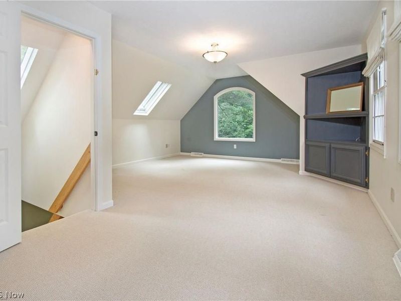 8282 Valley Drive , Chagrin Falls, OH 44023 Photo 17