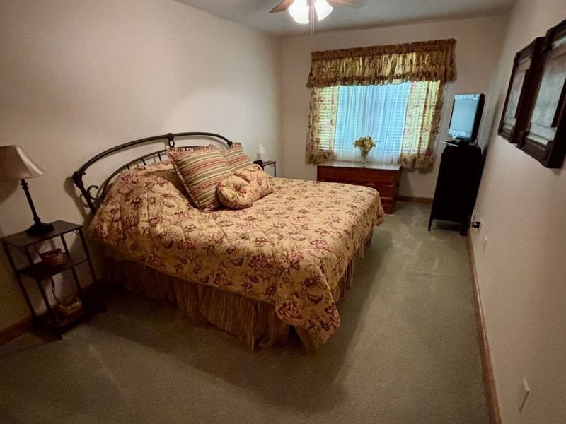225 Pinehurst Drive , Dover, OH 44622 Photo 12