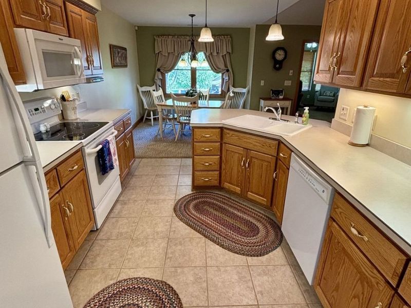 225 Pinehurst Drive , Dover, OH 44622 Photo 13