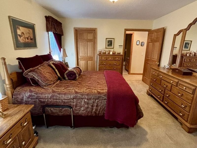 225 Pinehurst Drive , Dover, OH 44622 Photo 7