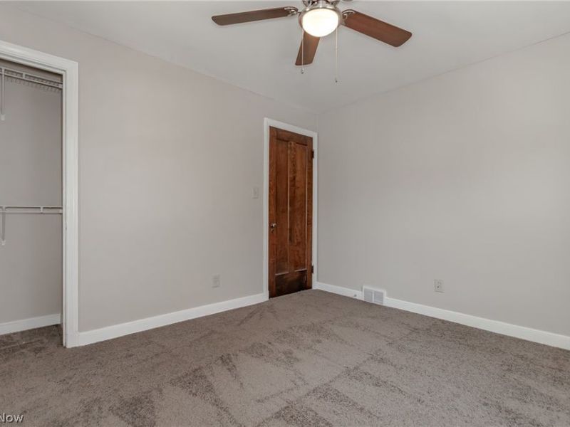 360 E 248th Street , Euclid, OH 44123 Photo 25