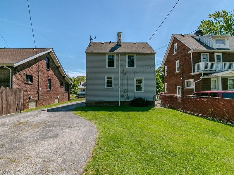 360 E 248th Street , Euclid, OH 44123 Photo 36