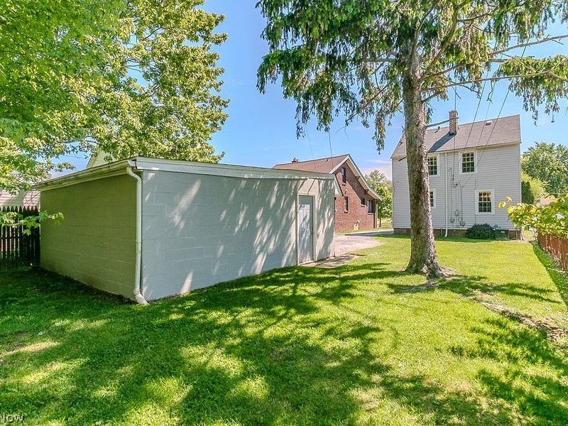 360 E 248th Street , Euclid, OH 44123 Photo 37