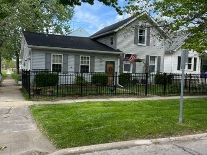 5742 South Street , Vermilion, OH 44089 Photo 1