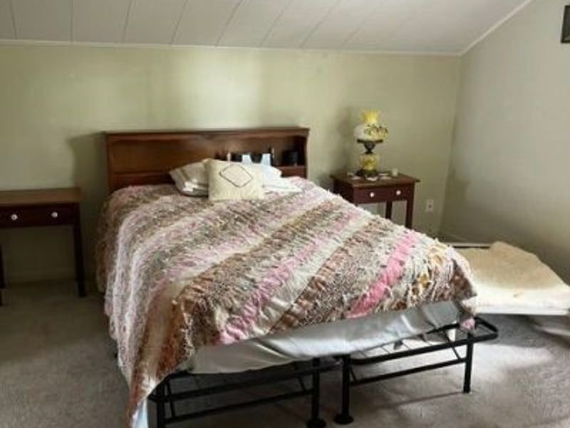 5742 South Street , Vermilion, OH 44089 Photo 9