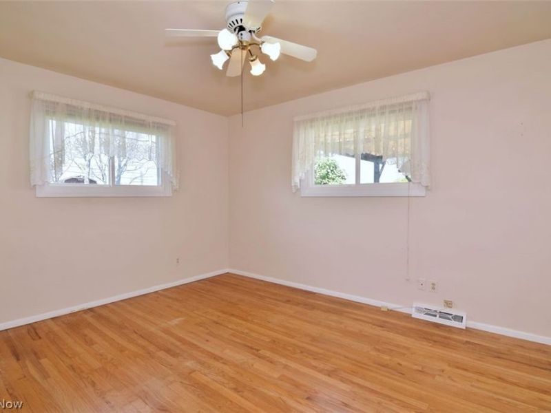 1218 Cordova Road , Mayfield Heights, OH 44124 Photo 14