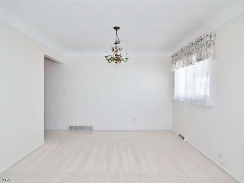 1218 Cordova Road , Mayfield Heights, OH 44124 Photo 6