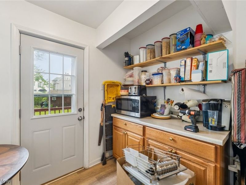 3713 Library Avenue , Cleveland, OH 44109 Photo 13