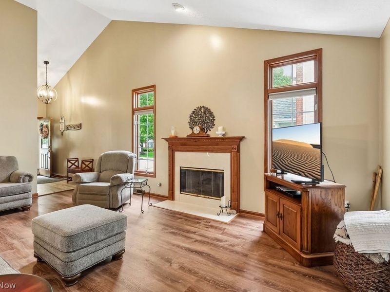 12579 Woodberry Lane, Strongsville, OH 44149 Photo 5