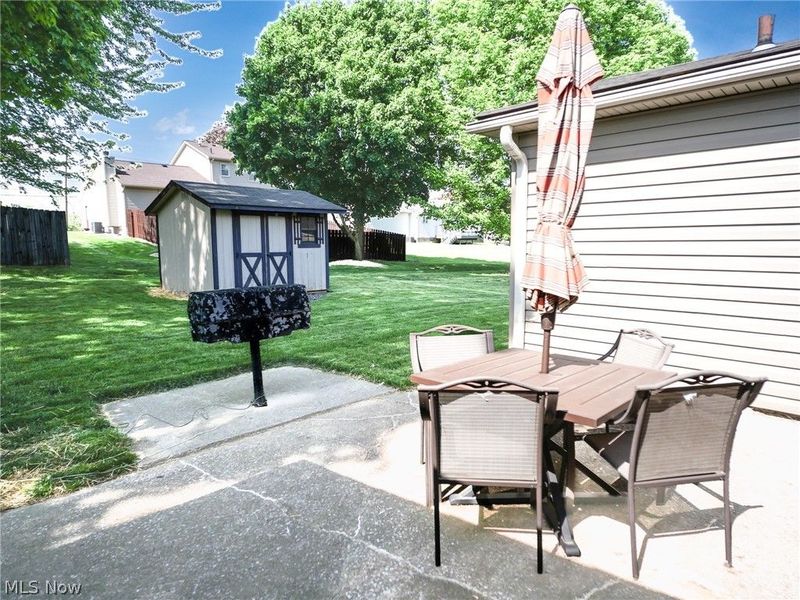 2866 Peacock Drive , Youngstown, OH 44511 Photo 18