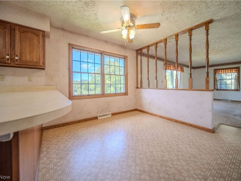 3192 Dewalt Drive, Green, OH 44312 Photo 14