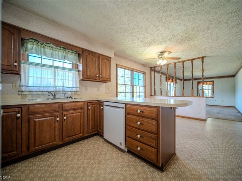 3192 Dewalt Drive, Green, OH 44312 Photo 17
