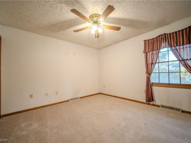 3192 Dewalt Drive, Green, OH 44312 Photo 20