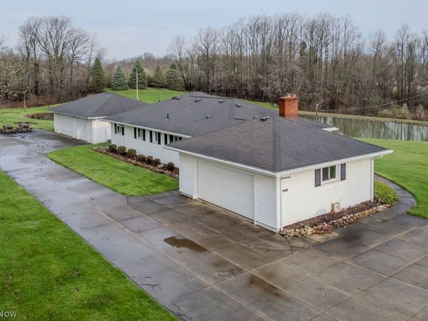 1940 Tisdale Drive , Green, OH 44312