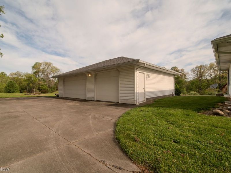 1940 Tisdale Drive , Green, OH 44312 Photo 11