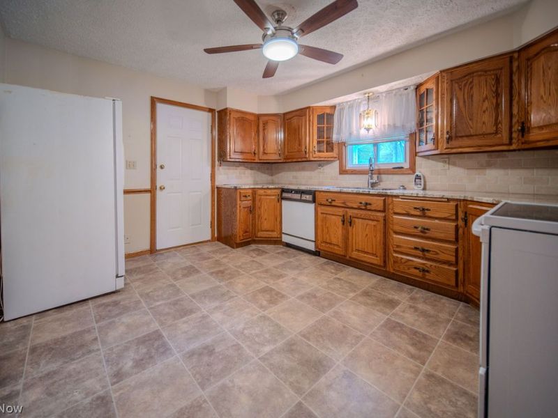 1940 Tisdale Drive , Green, OH 44312 Photo 17