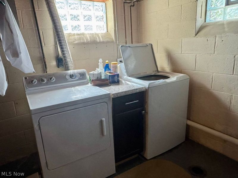 Elyria, OH 44035 Photo 13
