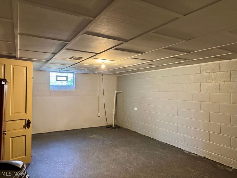 Elyria, OH 44035 Photo 14