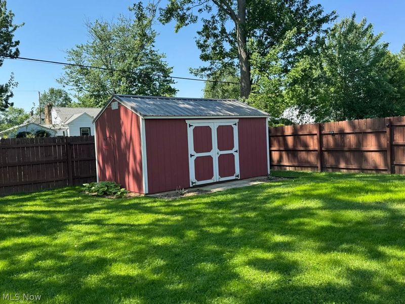 Elyria, OH 44035 Photo 17