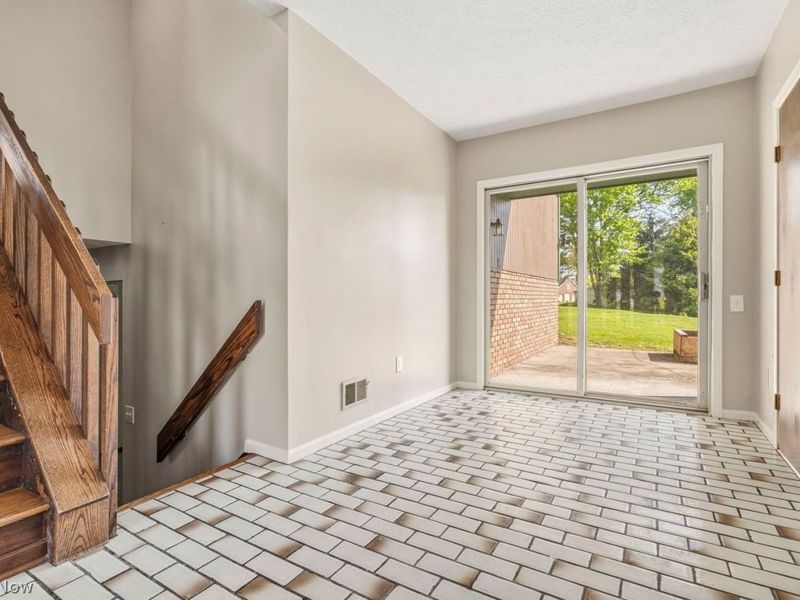 5460 Echodell Avenue NW, North Canton, OH 44720 Photo 15