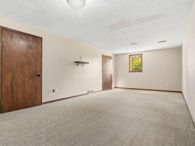 5460 Echodell Avenue NW, North Canton, OH 44720 Photo 17