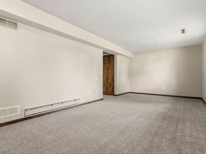 5460 Echodell Avenue NW, North Canton, OH 44720 Photo 20