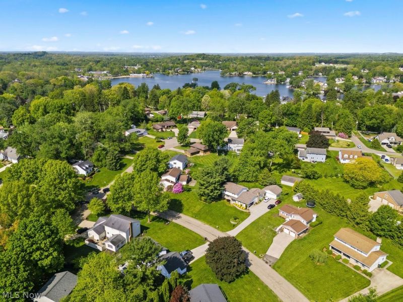 5460 Echodell Avenue NW, North Canton, OH 44720 Photo 29