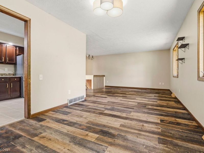 5460 Echodell Avenue NW, North Canton, OH 44720 Photo 7