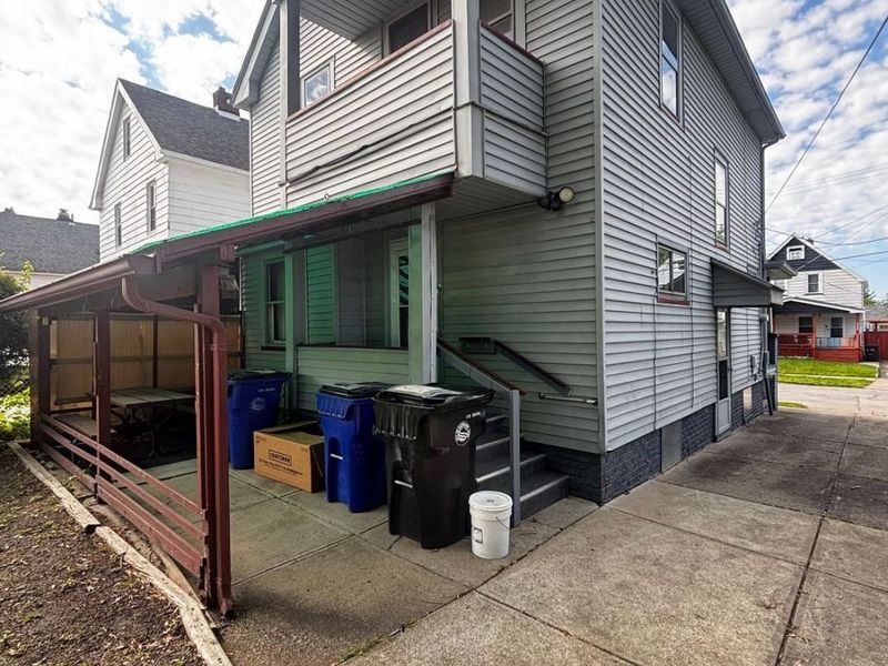 4325 Ardmore Avenue , Cleveland, OH 44109 Photo 2