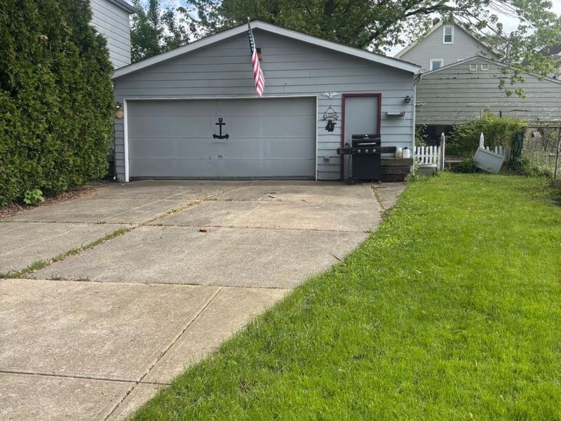 4325 Ardmore Avenue , Cleveland, OH 44109 Photo 3