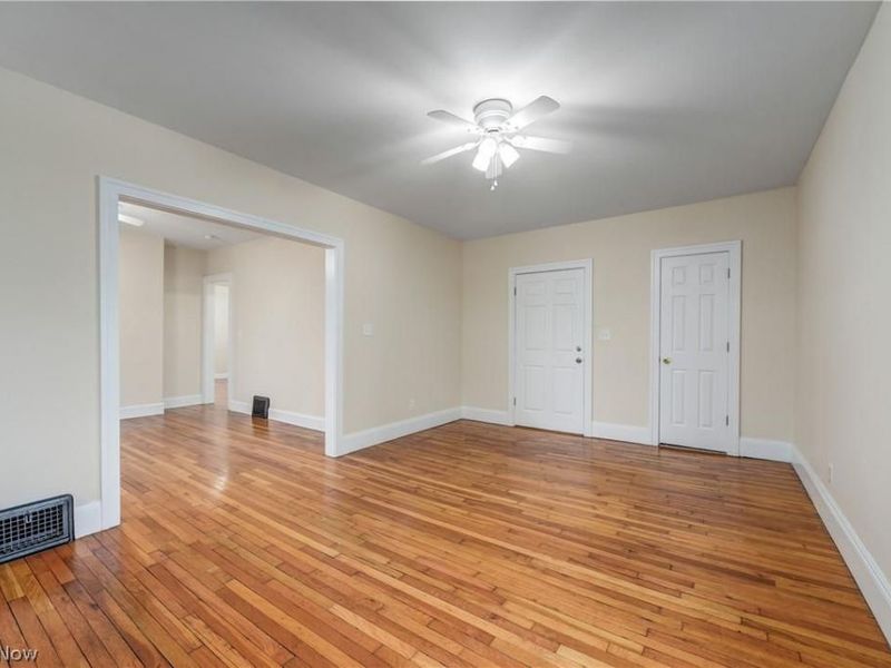 2085 Chesterland Avenue , Unit UP, Lakewood, OH 44107 Photo 11